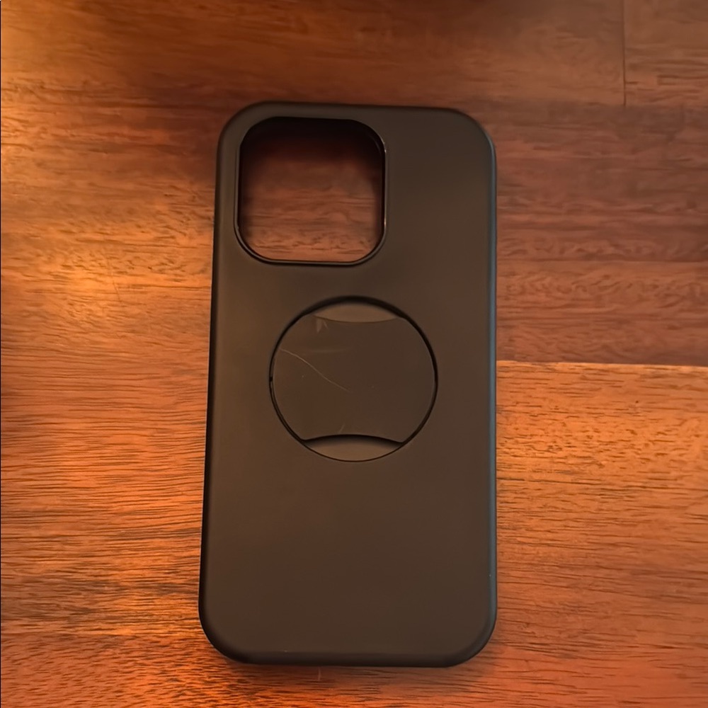 iPhone 15 pro Otterbox Symmetry Case